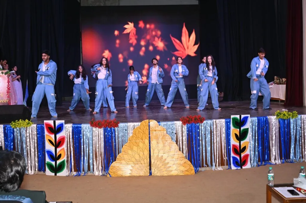 WhatsApp Image 2025-09-29 at 1.51.26 PM (1)